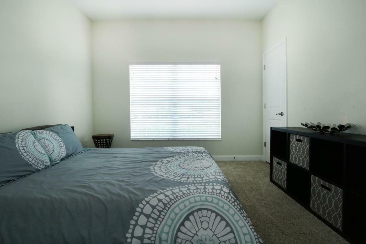 C - New 4 Bedroom Home - 5 Miles To Disney - Free Water Park - Private Pool Киссимми Экстерьер фото