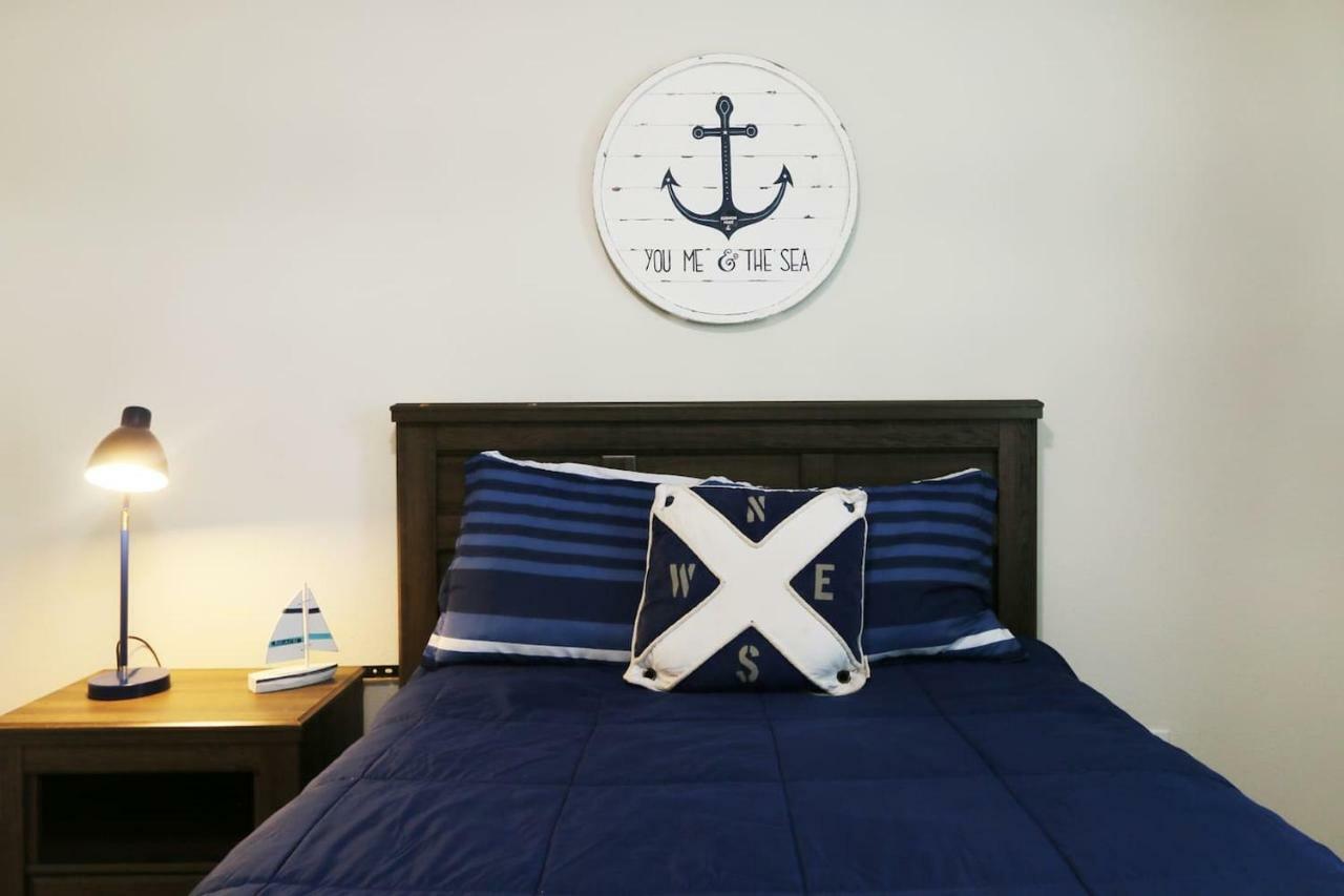 C - New 4 Bedroom Home - 5 Miles To Disney - Free Water Park - Private Pool Киссимми Экстерьер фото