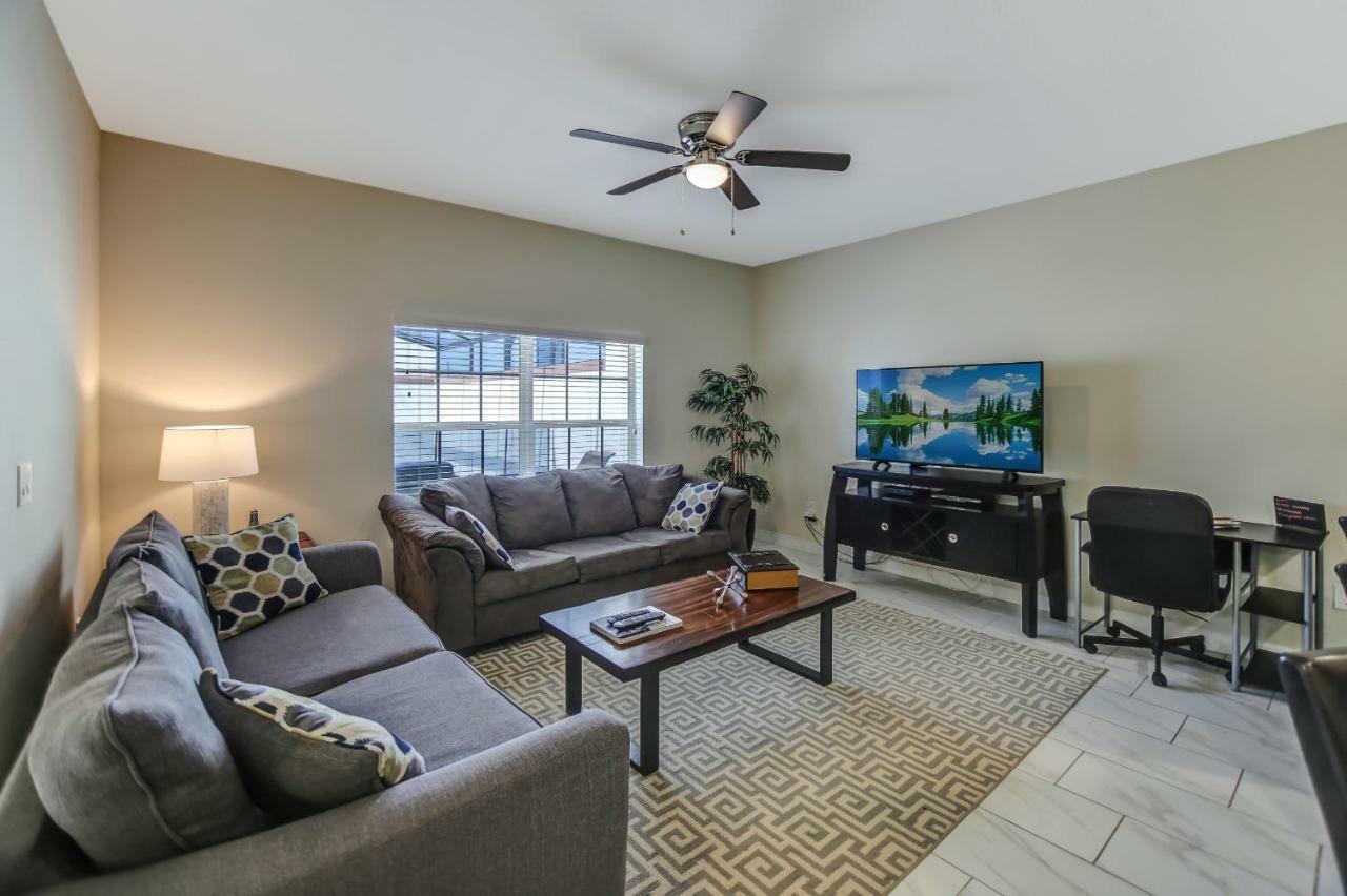 C - New 4 Bedroom Home - 5 Miles To Disney - Free Water Park - Private Pool Киссимми Экстерьер фото